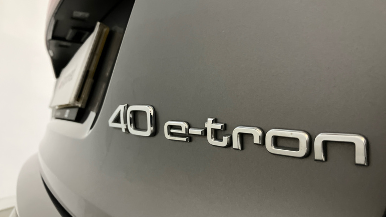 Audi Q4 e-tron 150kW 40 82.77kWh Launch Edition 5dr Auto Electric Estate